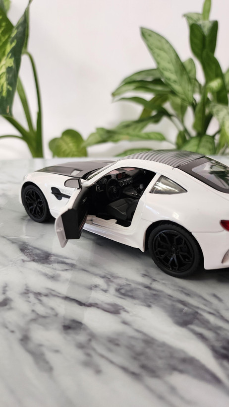 ماکت فلزی ماشین بنز AMG دود زا - سفید - اقتصادی