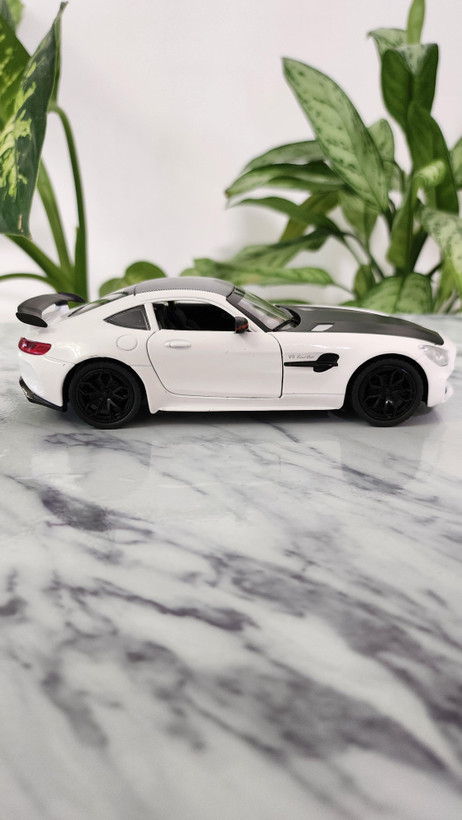 ماکت فلزی ماشین بنز AMG دود زا - سفید - اقتصادی